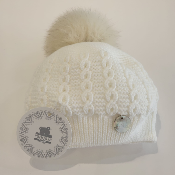 Gorro con pompón de pelo natural de Pangasa