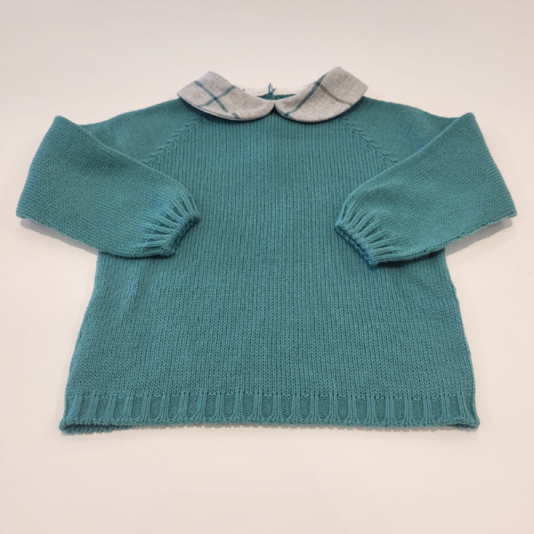 Peto tela cuadros con jersey verde báltico de Juliana