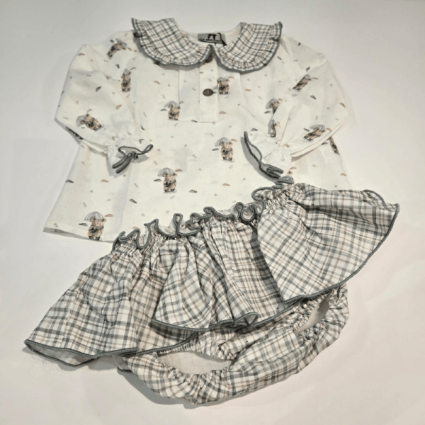 Conjunto Yogui blusa y braguita de volantes de la Martinica