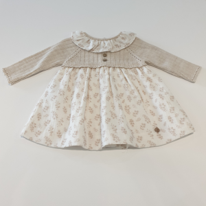 Vestido beige sabbia cuerpo punto falda tela Martín Aranda