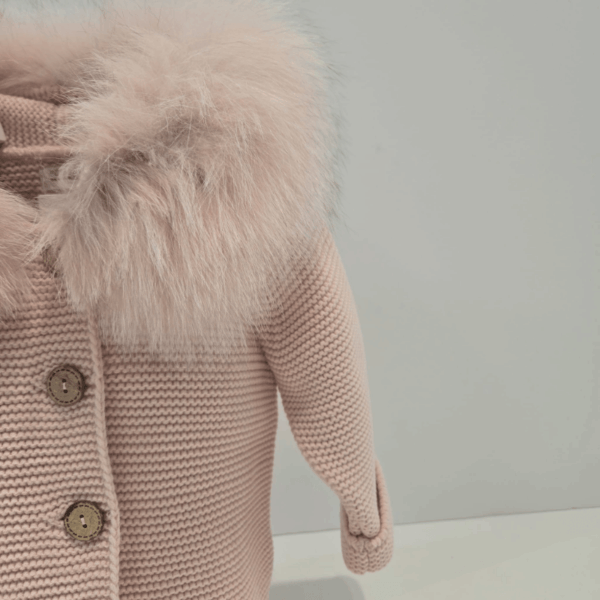 Parka de punto cuatro colores con cuello de pelo natural Pangasa