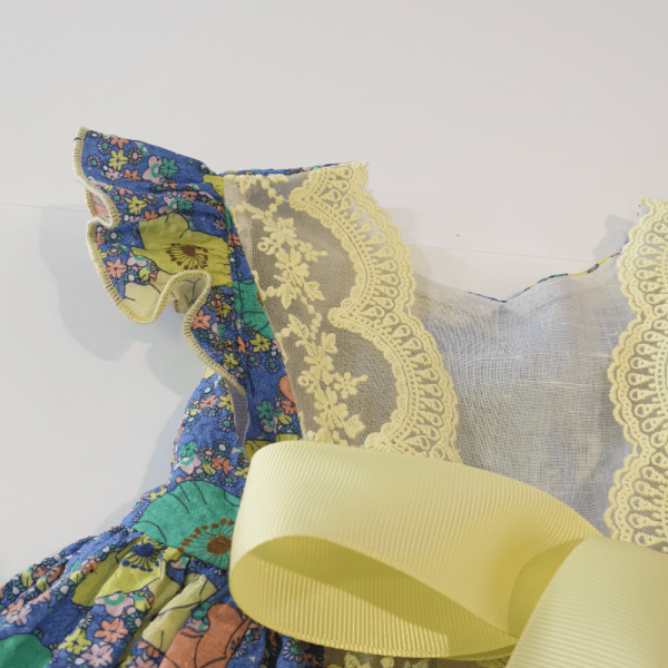 Vestido alleres vuelo corte cintura Lolittos verano 2025