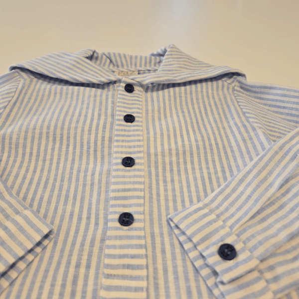Conjunto Dorna camisa con capucha de Paz Rodríguez verano