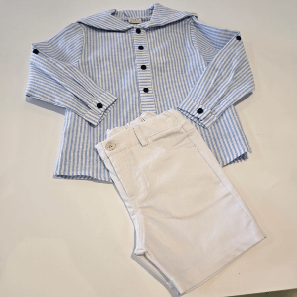 Conjunto Dorna camisa con capucha de Paz Rodríguez verano