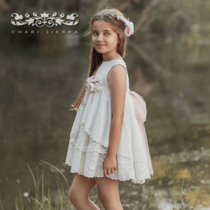 Vestido arras o fiesta rosa modelo Lara de Chari Sierra 2025