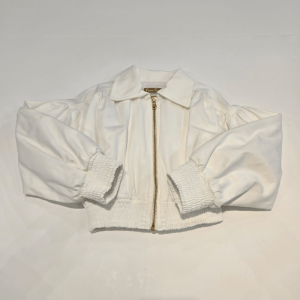 Chaqueta bomber blanco roto Noma Fernández verano