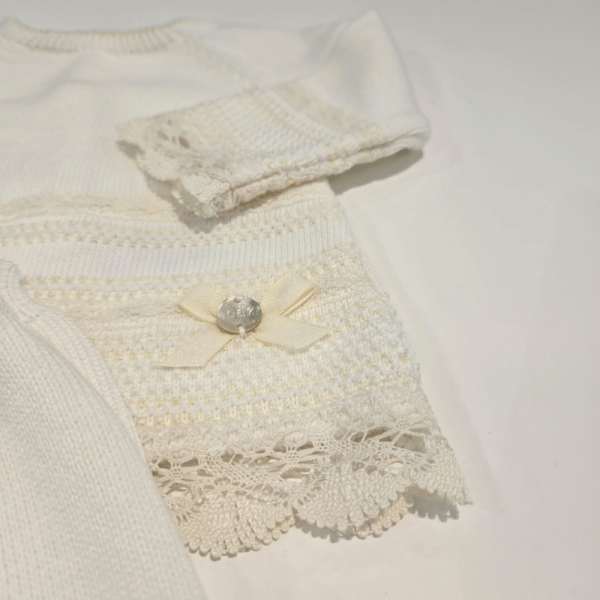 Conjunto jubón con polaina beige de Paz Rodríguez verano