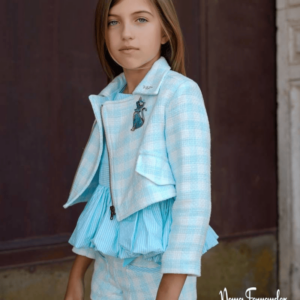Cazadora motera en Chanel Colección Sena Noma Fernández