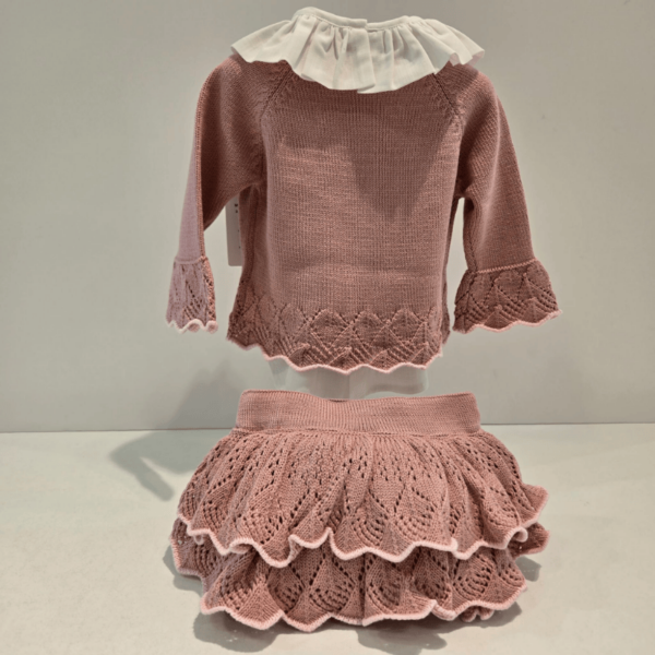 Conjunto blusa/chaqueta/braga de Rahigo verano 2025