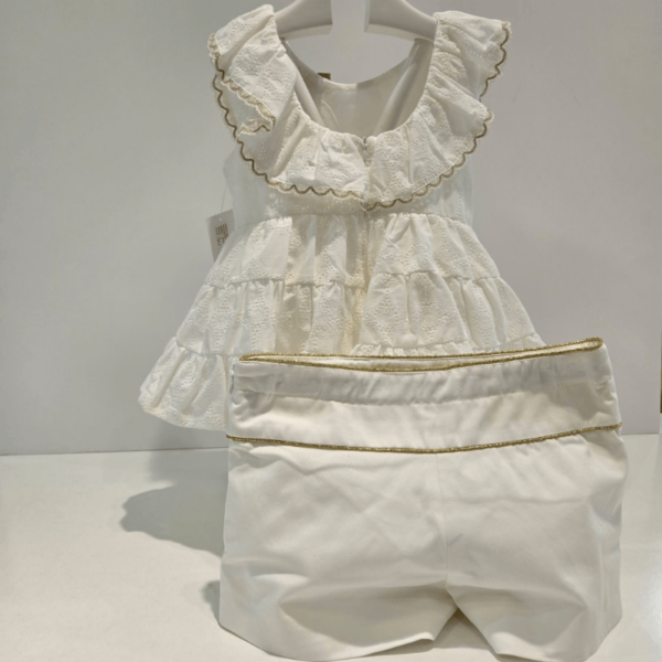 Conjunto blusón short chantilly Noma Fernández verano 2025