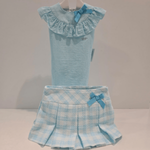 ¿Necesitas Ayuda? En Boutique Luna, estamos aquí para ayudarte en todo lo que necesites. Si tienes alguna pregunta sobre las tallas, el cuidado de las prendas o cualquier otro detalle, no dudes en ponerte en contacto con nosotros. Mi nombre es Eva y estoy siempre dispuesta a ofrecerte el mejor asesoramiento y asegurarnos ambas de que encuentres exactamente lo que buscas. Contacta con Nosotros: Teléfono: 687 07 35 66 Email: info@boutiqueluna.es WhatsApp: 687 07 35 66 ¡Estamos aquí para hacer tu experiencia de compra lo más agradable posible! No dudes en consultarnos cualquier duda o pregunta. 😊