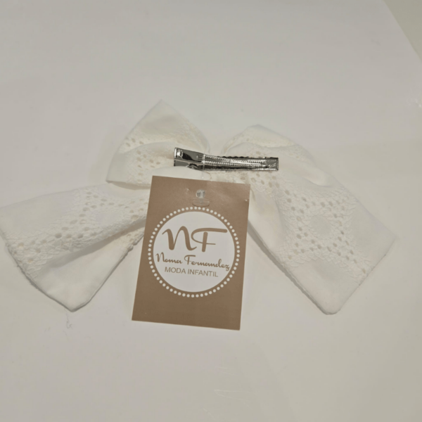 Lazo de la colección chantilly Noma Fernández verano 2025
