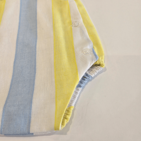 Peto tricolor amarillo azul y blanco Juliana verano