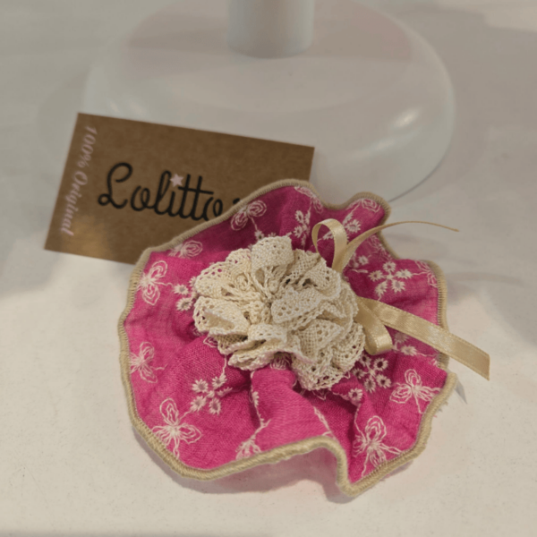Tocado pinza modelo Grecia de Lolittos verano 2025