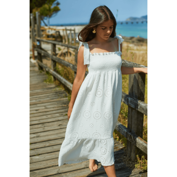 Vestido blanco colección Lila Flicka La Martinica verano 2025