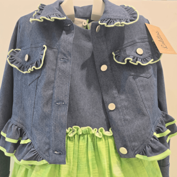 Chaqueta modelo denim Lolittos verano 2025