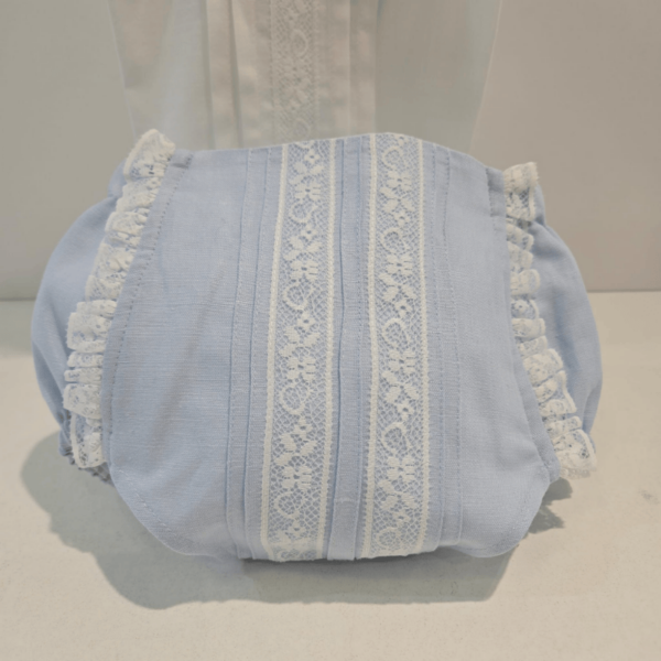 Conjunto azul blanco puntillas niño Carmen Taberner verano