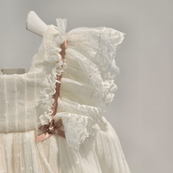 Vestido de tul y plumety de Carmen Taberner ceremonia - Imagen 4