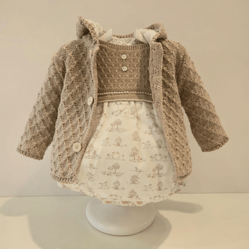 Chaquetón punto pony color angora Paz Rodríguez invierno