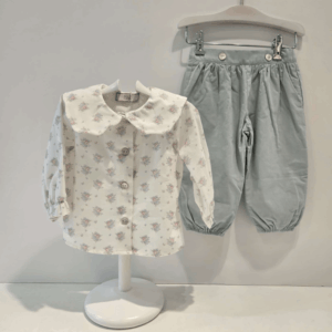 Conjunto blusa pantalón verde tiza Paz Rodríguez invierno