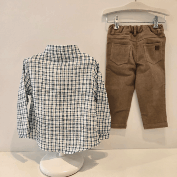 Conjunto camisa cuadros pantalón Paz Rodríguez invierno