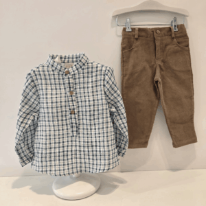 Conjunto camisa cuadros pantalón Paz Rodríguez invierno