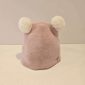 Gorro pompones esencial rosa palo Paz Rodríguez invierno
