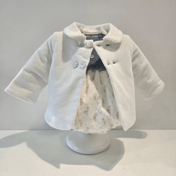 Chaquetón tundosado relieve ternura Paz Rodríguez invierno
