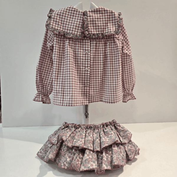 Conjunto braga/flores blusa/cuadros Viena La Martinica invierno