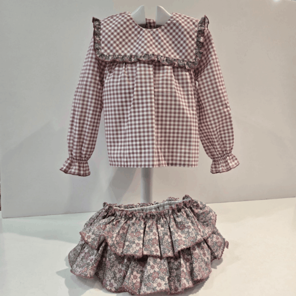 Conjunto braga/flores blusa/cuadros Viena La Martinica invierno
