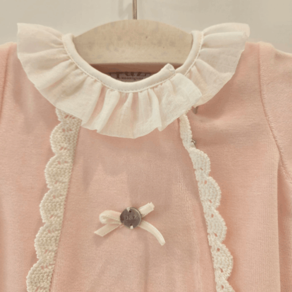 Pelele tundosado puntilla vertical rosa o beige invierno