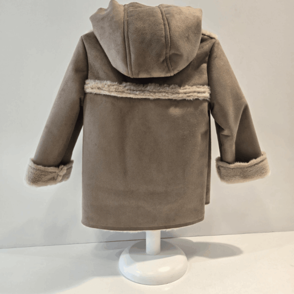 Pelliza con capucha camel/beige La Martinica invierno 26