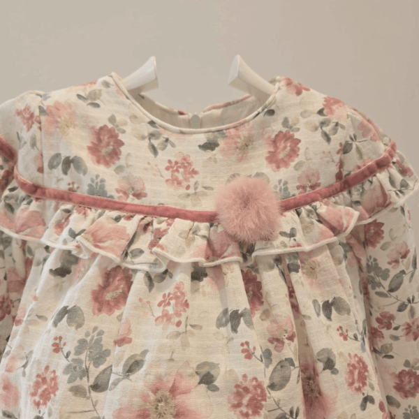 Vestido largo colección pompón Martín Aranda invierno 26 - Imagen 2
