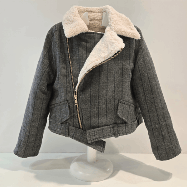 Chaqueta tipo motera casandra Noma Fernández invierno 2026