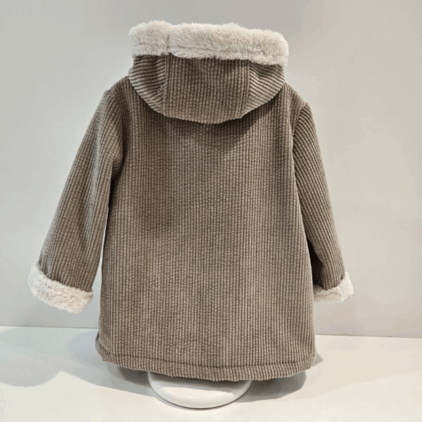 Chaquetón marrón macro pana forrado Martín Aranda invierno