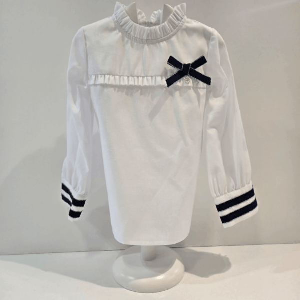Conjunto camisa falda short tablas Casandra Noma invierno 26