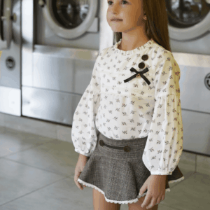 Conjunto falda/short y camisa Noma Fernández invierno 2026