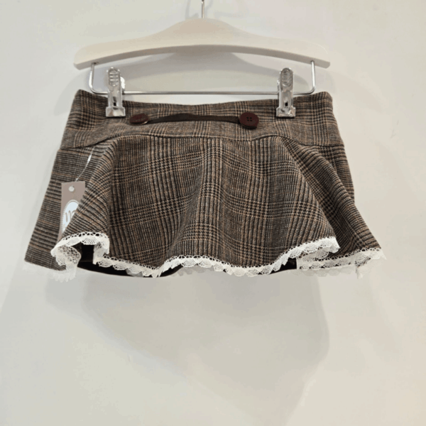 Conjunto falda/short y camisa Noma Fernández invierno 2026