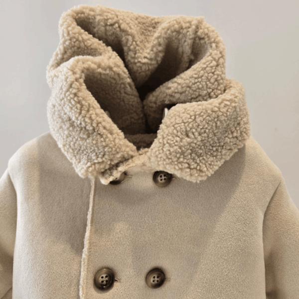 Pelliza chaquetón beige Martín Aranda temporada invierno