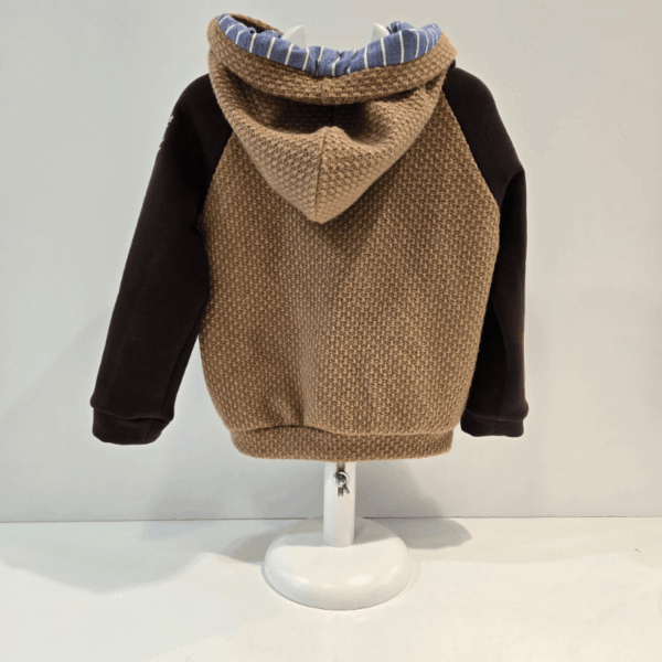 Sudadera camel con chocolate colección venus invierno 26