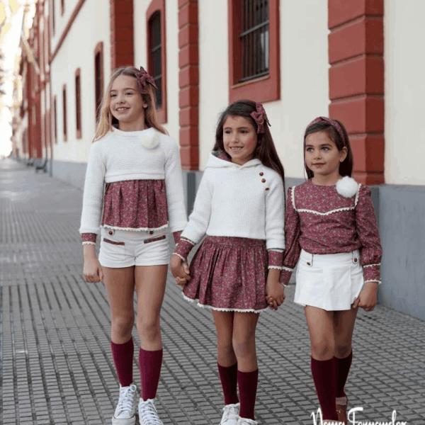 Sudadera corta Penélope Noma Fernández otoño invierno 52/26
