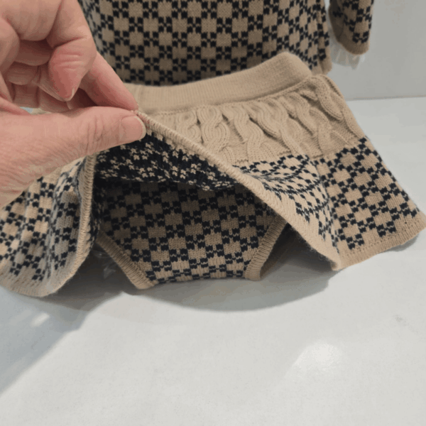 Conjunto niña tres piezas Rahigo marino y camel invierno 2026