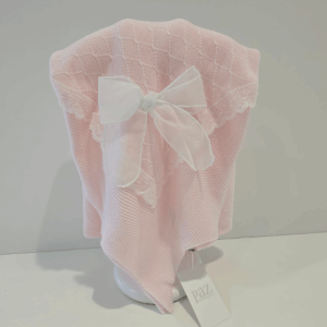 Toquilla o Chal perlé rosa tiza Linda de Paz Rodríguez verano