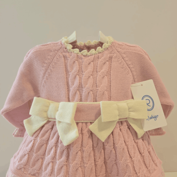 Vestido con pololo rosa y caña Rahigo otoño invierno 26