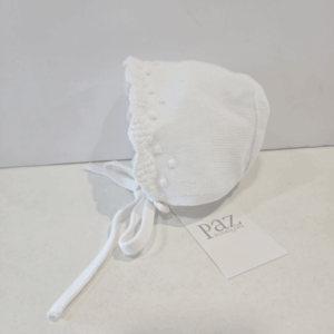 Capota blanco con festoneado y bodoques primavera-verano