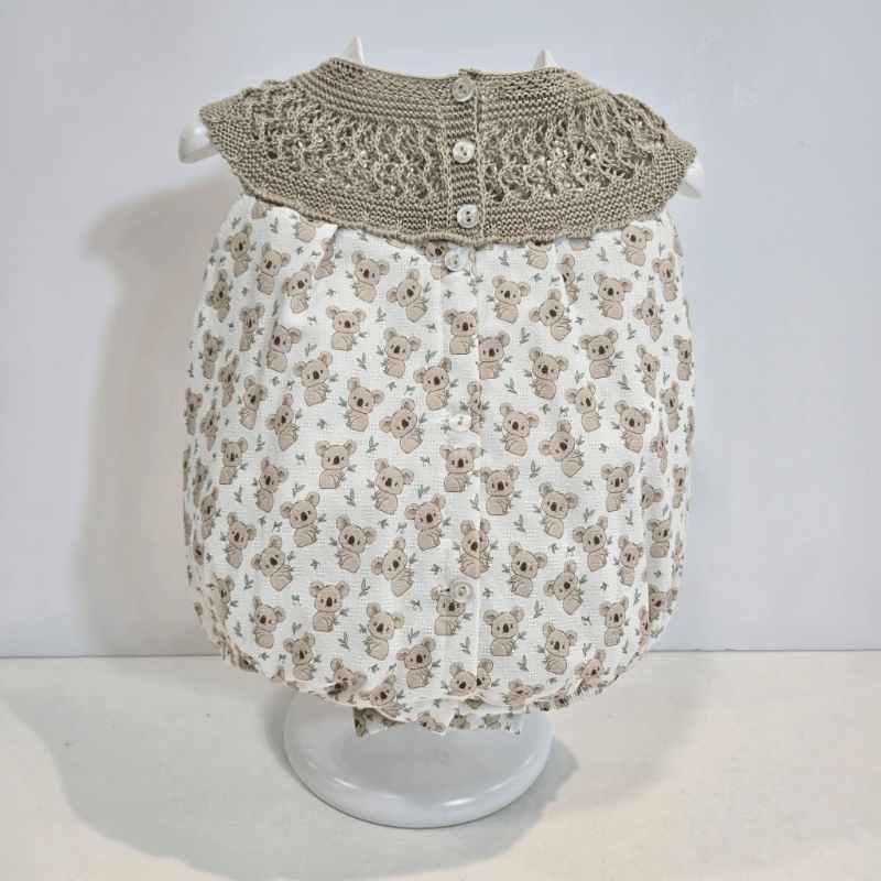 Pelele cuerpo punto camel tejido tela estampada koalas verano