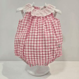 Pelele cuadro vichy cuello encaje Martín Aranda verano 26