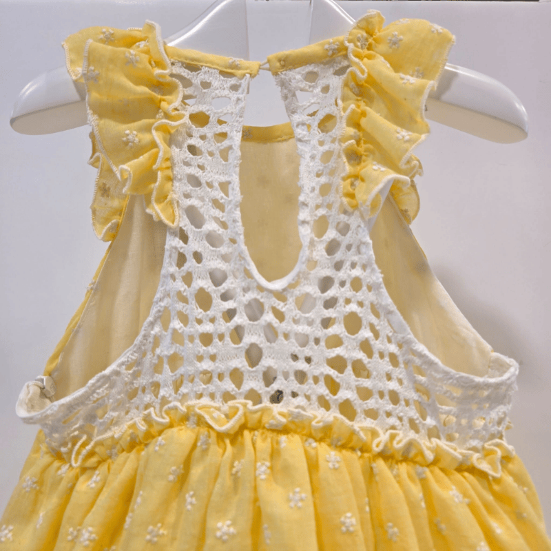 Vestido desmangado amarillo colección pretty verano 2026