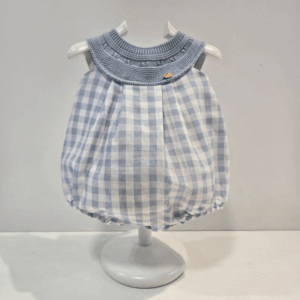 Pelele Pangasa azul punto desmangado bajo en tela verano