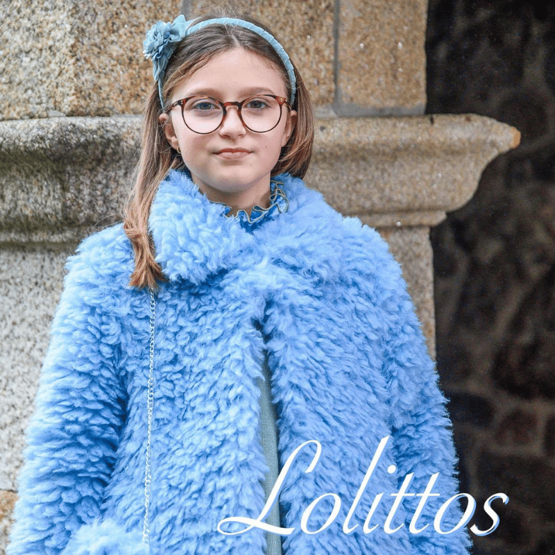 Abrigo azul pelito colección Briana Lolittos invierno 26/27